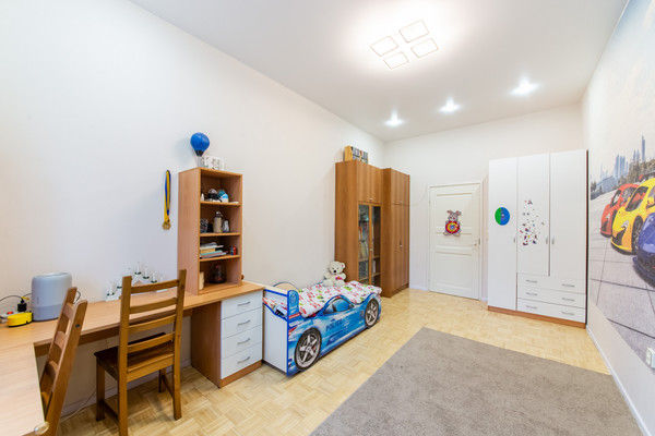 Продам многокомнатную квартиру, Большая Монетная ул, 29, Санкт-Петербург г