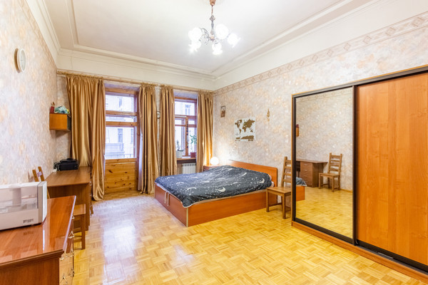 Продам многокомнатную квартиру, Большая Монетная ул, 29, Санкт-Петербург г