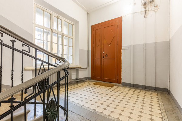 Продам многокомнатную квартиру, Большая Монетная ул, 29, Санкт-Петербург г