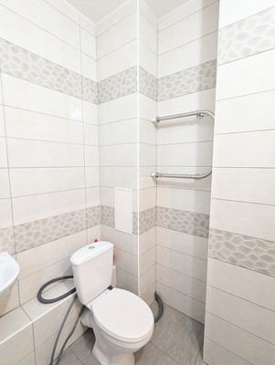 Продам двухкомнатную (2-комн.) квартиру, Тургенева ул, 33д, Пермь г