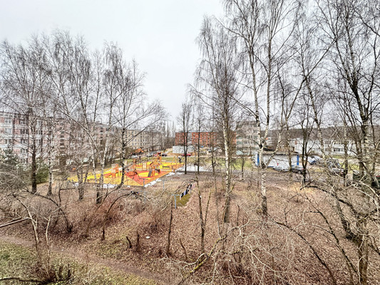 Продам двухкомнатную (2-комн.) квартиру, Внуковский мкр, 12, Дмитров г