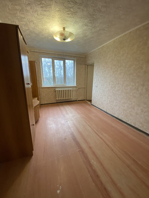 Продам трехкомнатную (3-комн.) квартиру, 76 км, 41, Дмитров г