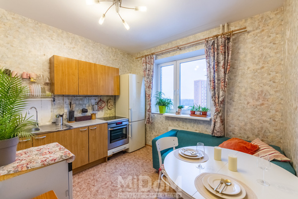 Продам трехкомнатную (3-комн.) квартиру, Арсенальная ул, 1, Новое Девяткино д