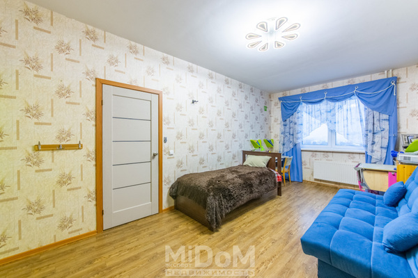 Продам трехкомнатную (3-комн.) квартиру, Арсенальная ул, 1, Новое Девяткино д