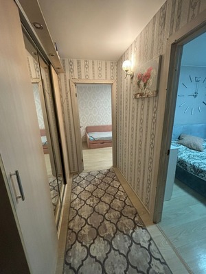 Продам двухкомнатную (2-комн.) квартиру, 8, Тельмана п