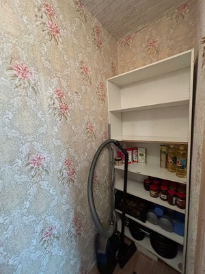 Продам двухкомнатную (2-комн.) квартиру, 8, Тельмана п