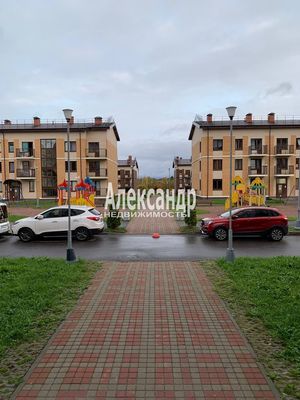 Продам однокомнатную (1-комн.) квартиру, Вересковая ул, 2к2, Скотное д