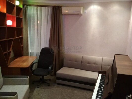 Продам двухкомнатную (2-комн.) квартиру, Сивцев Вражек пер, 15/25, Москва г