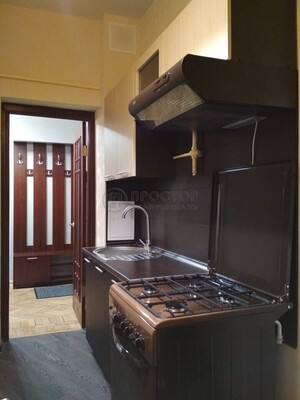 Продам двухкомнатную (2-комн.) квартиру, Сивцев Вражек пер, 15/25, Москва г