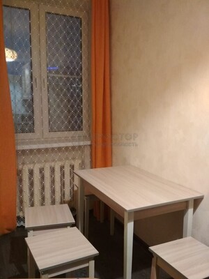 Продам двухкомнатную (2-комн.) квартиру, Сивцев Вражек пер, 15/25, Москва г