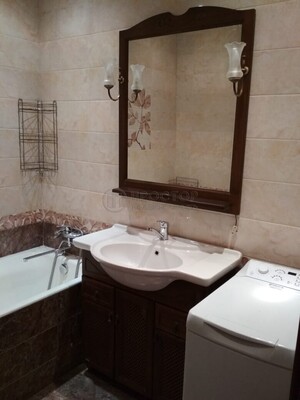 Продам двухкомнатную (2-комн.) квартиру, Сивцев Вражек пер, 15/25, Москва г