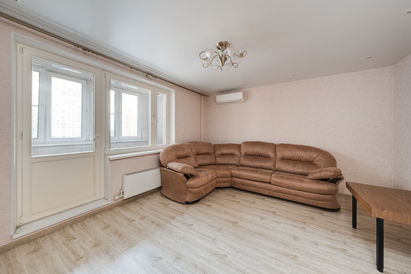 Продам трехкомнатную (3-комн.) квартиру, Дмитриева ул, 4, Балашиха г