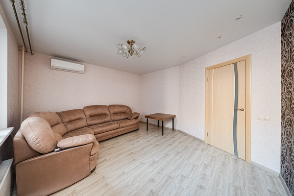 Продам трехкомнатную (3-комн.) квартиру, Дмитриева ул, 4, Балашиха г