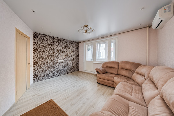 Продам трехкомнатную (3-комн.) квартиру, Дмитриева ул, 4, Балашиха г