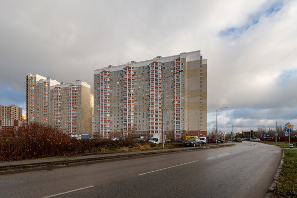 Продам трехкомнатную (3-комн.) квартиру, Дмитриева ул, 4, Балашиха г