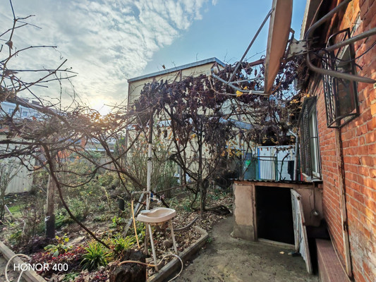 Продам дом, Крестьянская ул, Майкоп г, 0 км от города