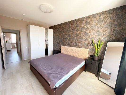 Сдам трехкомнатную (3-комн.) квартиру, Лидии Зверевой ул, 3к1, Санкт-Петербург г