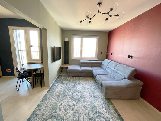 Сдам трехкомнатную (3-комн.) квартиру, Лидии Зверевой ул, 3к1, Санкт-Петербург г