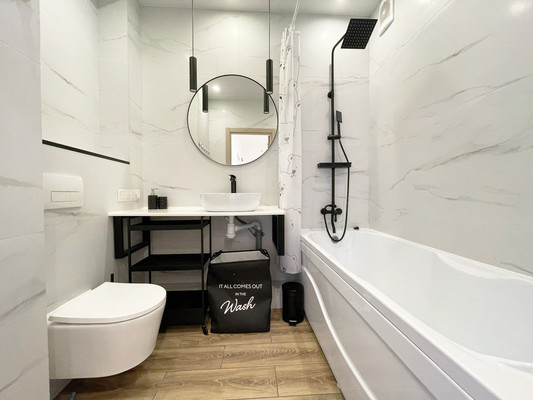 Сдам трехкомнатную (3-комн.) квартиру, Лидии Зверевой ул, 3к1, Санкт-Петербург г