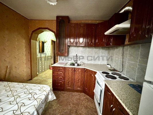 Продам двухкомнатную (2-комн.) квартиру, Воинский пер, 6, Калуга г