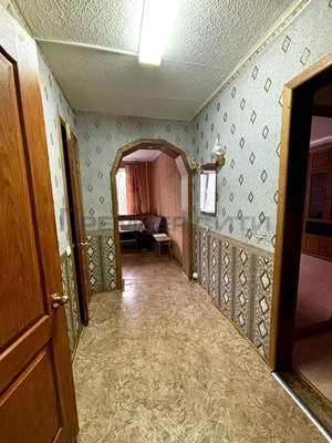 Продам двухкомнатную (2-комн.) квартиру, Воинский пер, 6, Калуга г