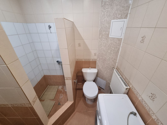 Продам двухкомнатную (2-комн.) квартиру, Лесная 2-я ул, 30, Хотьково г