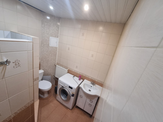 Продам двухкомнатную (2-комн.) квартиру, Лесная 2-я ул, 30, Хотьково г