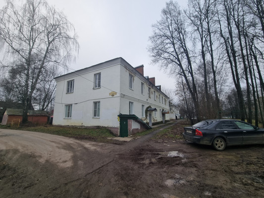 Продам двухкомнатную (2-комн.) квартиру, Лесная 2-я ул, 30, Хотьково г