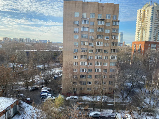 Продам трехкомнатную (3-комн.) квартиру, Пожарского ул, 29, Химки г