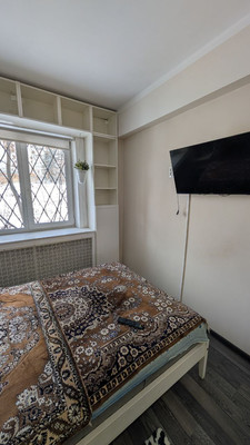 Продам двухкомнатную (2-комн.) квартиру, Юбилейный мкр, 67, Иркутск г