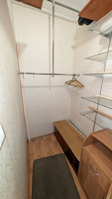 Продам двухкомнатную (2-комн.) квартиру, Юбилейный мкр, 67, Иркутск г