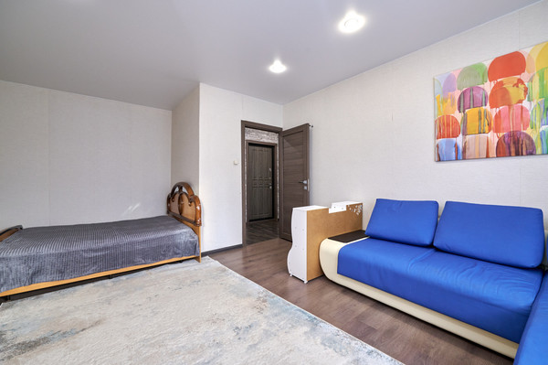 Продам однокомнатную (1-комн.) квартиру, Староватутинский проезд, 15, Москва г