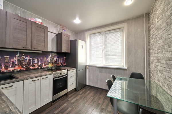 Продам однокомнатную (1-комн.) квартиру, Староватутинский проезд, 15, Москва г