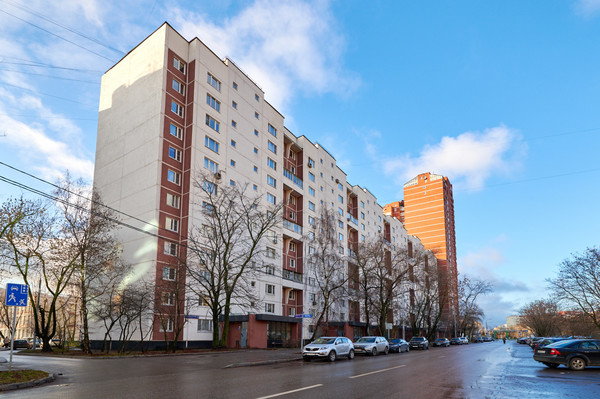 Продам однокомнатную (1-комн.) квартиру, Староватутинский проезд, 15, Москва г