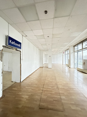 Сдам коммерческое помещение 503 м2, КИМа пр-кт, 4В, Санкт-Петербург г