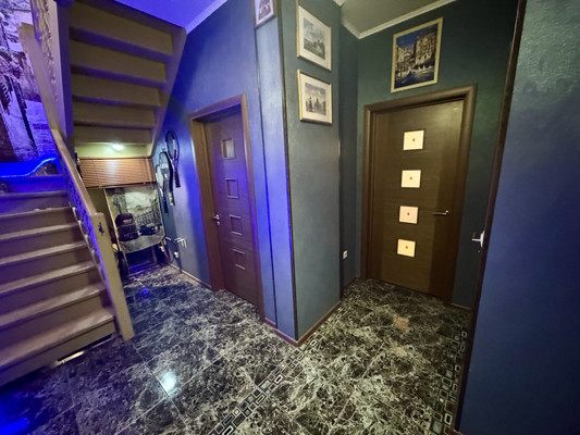 Продам трехкомнатную (3-комн.) квартиру, Интернациональная ул, 16, Шатурторф п