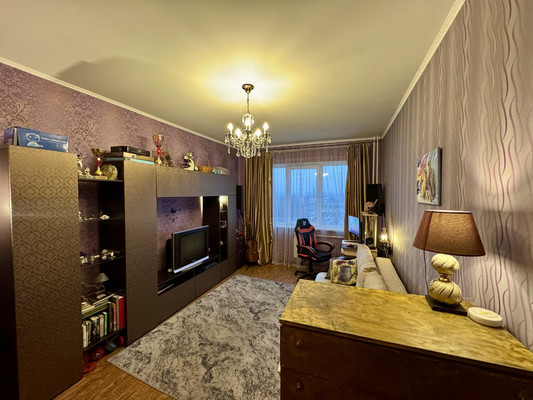 Продам трехкомнатную (3-комн.) квартиру, Интернациональная ул, 16, Шатурторф п