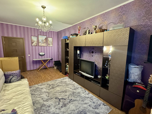 Продам трехкомнатную (3-комн.) квартиру, Интернациональная ул, 16, Шатурторф п