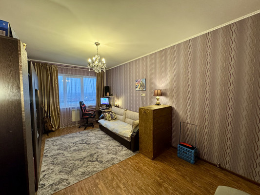 Продам трехкомнатную (3-комн.) квартиру, Интернациональная ул, 16, Шатурторф п