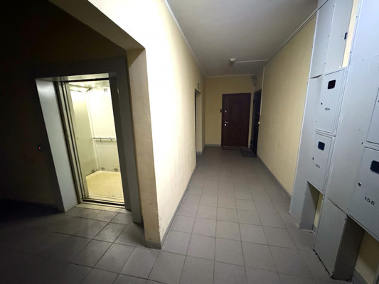 Продам трехкомнатную (3-комн.) квартиру, Интернациональная ул, 16, Шатурторф п