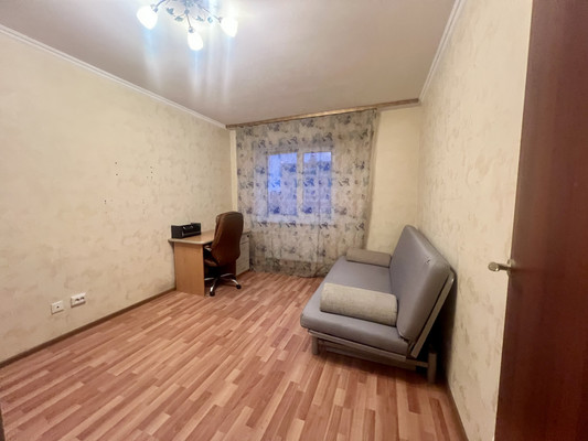 Продам однокомнатную (1-комн.) квартиру, Пушкинская ул, 7ак1, Шушары п