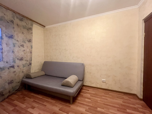 Продам однокомнатную (1-комн.) квартиру, Пушкинская ул, 7ак1, Шушары п