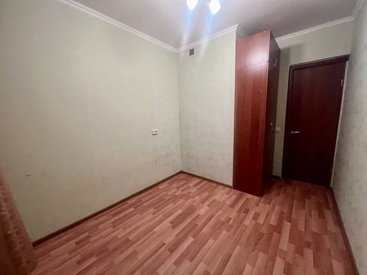 Продам однокомнатную (1-комн.) квартиру, Пушкинская ул, 7ак1, Шушары п