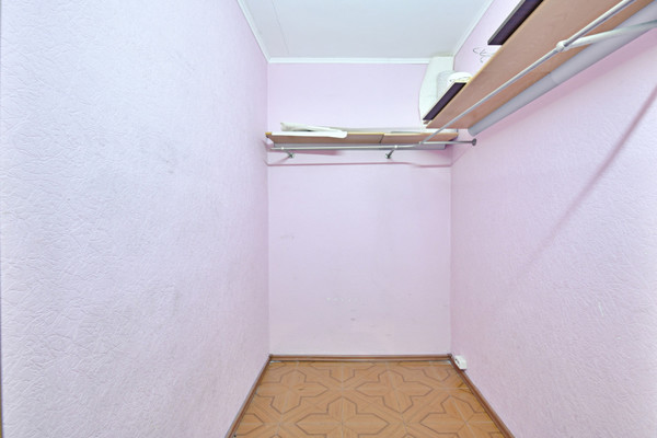 Продам трехкомнатную (3-комн.) квартиру, Заречная ул, 25, Полтево д