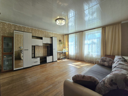 Продам дом, Советский пр-кт, 177а, Ульяновка гп, 0 км от города