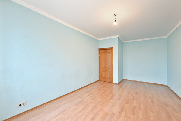 Продам трехкомнатную (3-комн.) квартиру, Заречная ул, 25, Полтево д