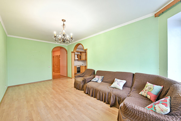 Продам трехкомнатную (3-комн.) квартиру, Заречная ул, 25, Полтево д