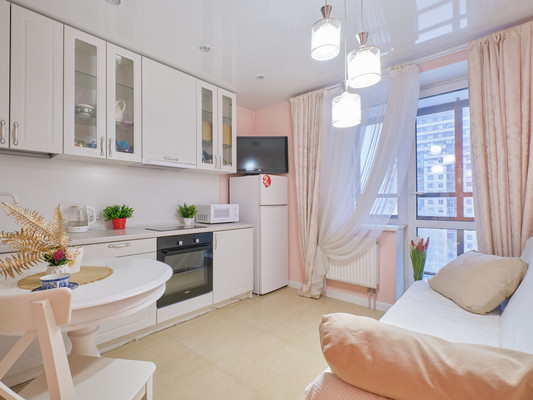 Продам двухкомнатную (2-комн.) квартиру, Новая ул, 15, Мурино п