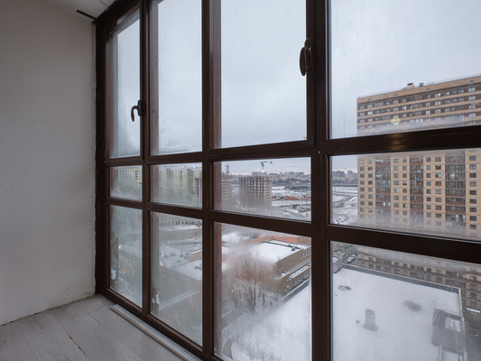 Продам двухкомнатную (2-комн.) квартиру, Новая ул, 15, Мурино п