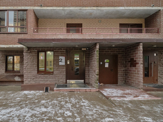 Продам двухкомнатную (2-комн.) квартиру, Новая ул, 15, Мурино п